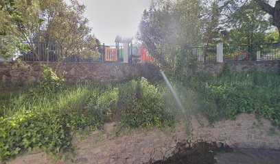 Imagen de Parque infantil situado en Montefrío, Granada