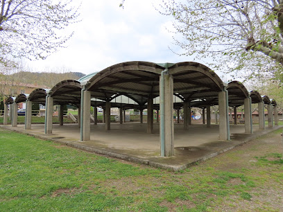 Imagen de Parque infantil situado en Montesquiu, Barcelona