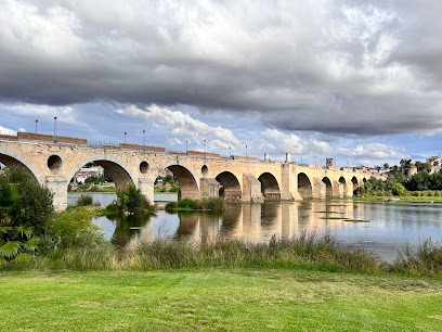 Imagen de Parque infantil "Moreras" situado en Badajoz, Badajoz