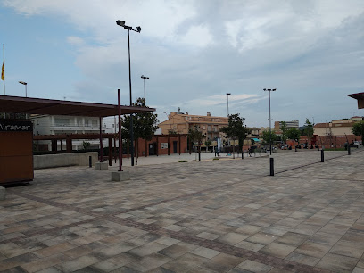 Imagen de Parque infantil Municipal - Pl de Cataluña situado en L'Escala, Girona