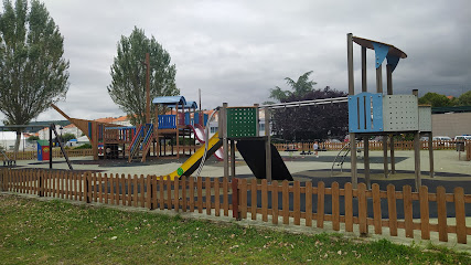 Imagen de Parque infantil situado en Noia, A Coruña