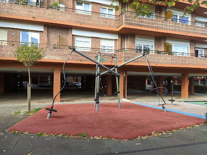 Imagen de Parque infantil Paseo de Hondarzale situado en Donostia-San Sebastian, Gipuzkoa