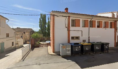 Imagen de Parque infantil situado en Peralejos, Teruel