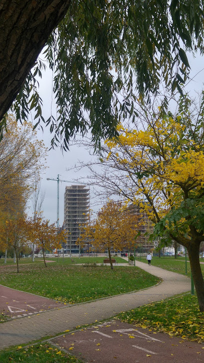 Imagen de Parque infantil Pessac I - Ribera del Vena situado en Burgos, Burgos