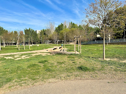 Imagen de Parque infantil "Pirámide Maya" situado en Lleida, Lleida