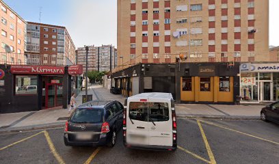 Imagen de Parque infantil Plaza Roma situado en Burgos, Burgos