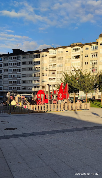 Imagen de Parque infantil Plaza de Bretaña situado en Lugo, Lugo