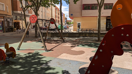 Imagen de Parque infantil Plaza de la Salle situado en Burgos, Burgos