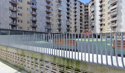 Imagen de Parque infantil Plaza de los Estudios situado en Donostia-San Sebastian, Gipuzkoa