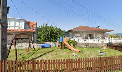 Imagen de Parque infantil situado en Redondela, Pontevedra