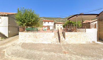 Imagen de Parque infantil situado en Valhermosa, Burgos