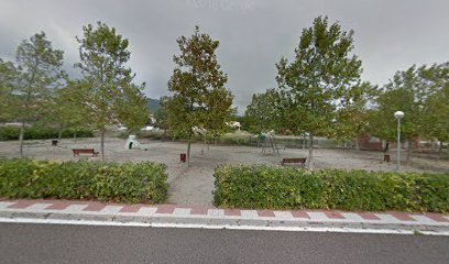 Imagen de Parque infantil situado en Vilanova d'Escornalbou, Tarragona