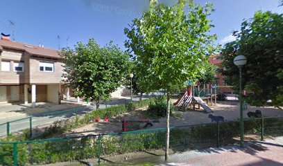 Imagen de Parque infantil Villalonquéjar situado en Villalonquéjar, Burgos