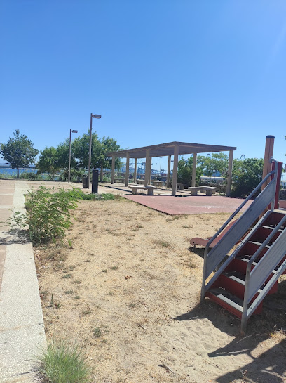 Imagen de Parque infantil "Vistas oceánicas" situado en Algeciras, Cádiz