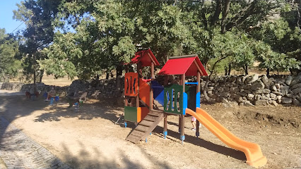 Imagen de Parque infantil situado en Zarzalejo, Madrid