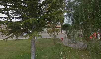 Imagen de Parque infantil con fuente situado en San Pedro del Valle, Salamanca