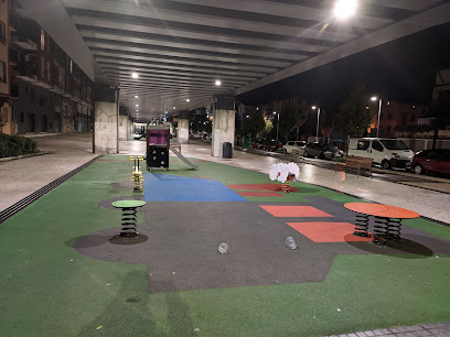 Imagen de Parque infantil cubierto Calle Urbia situado en Donostia-San Sebastian, Gipuzkoa