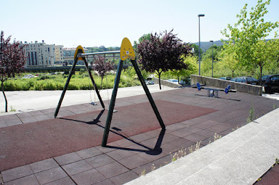 Imagen de Parque infantil de Cornes I situado en Santiago de Compostela, A Coruña