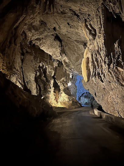 Imagen de Parque infantil de Cuevas situado en Cuevas, Asturias