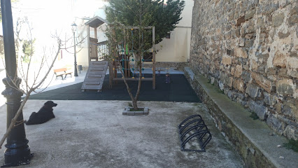 Imagen de Parque infantil de Loscos situado en Loscos, Teruel