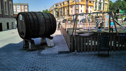 Imagen de Parque infantil de Nava situado en Nava, Asturias