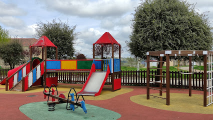 Imagen de Parque infantil de San Mamés de Burgos situado en San Mamés de Burgos, Burgos