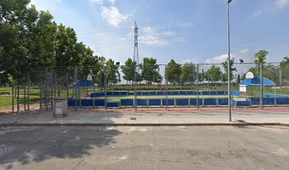 Imagen de Parque infantil de juegos situado en Alovera, Guadalajara