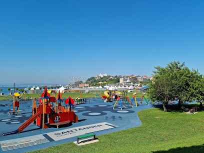 Imagen de Parque infantil de la Magdalena situado en Santander, Cantabria