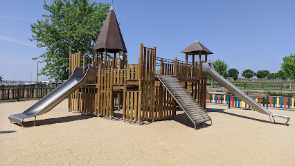 Imagen de Parque infantil del depósito situado en Getafe, Madrid