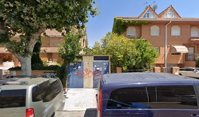 Imagen de Parque infantil "isósceles" situado en Villanueva de la Cañada, Madrid