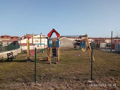 Imagen de Parque infantil municipal situado en Cabrejas del Pinar, Soria