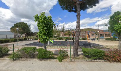 Imagen de Parque infantil municipal situado en Navales, Salamanca