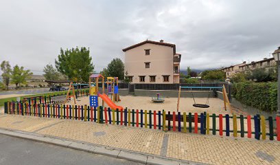 Imagen de Parque infantil situado en nan, Segovia