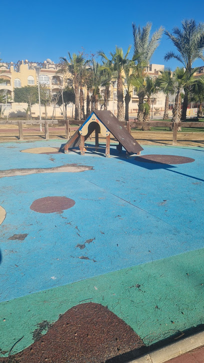 Imagen de Parque infantil niños situado en Puerto de Mazarrón, Murcia