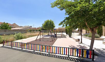 Imagen de Parque infantil plaza situado en Abades, Segovia