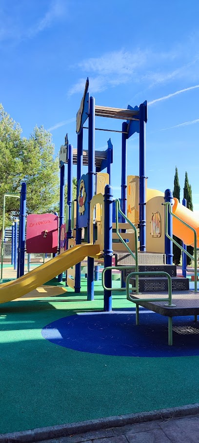 Imagen de Parque infantil río Turia situado en Chiva, Valencia