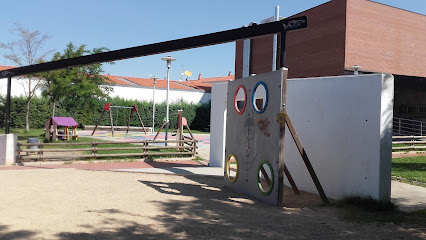 Imagen de Parque infantilde las peñuelas situado en Cigales, Valladolid