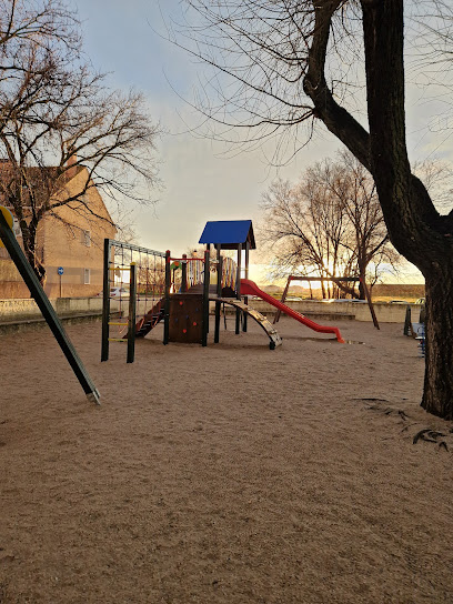 Imagen de Parque niños situado en Torrejón de Ardoz, Madrid