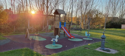 Imagen de Parque para niños situado en Santovenia de la Valdoncina, León