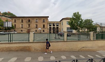 Imagen de Patio de recreo situado en Huesca, Huesca