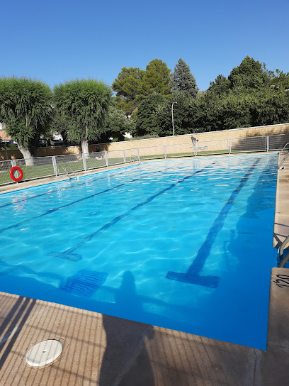 Imagen de Piscina Pública Municipal de Jadraque. situado en Jadraque, Guadalajara