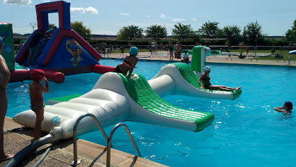 Imagen de Piscina Pública Municipal de Mélida. situado en Mélida, Navarra