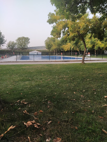 Imagen de Piscina Pública Municipal de Peraleda de la Mata. situado en Peraleda de la Mata, Cáceres