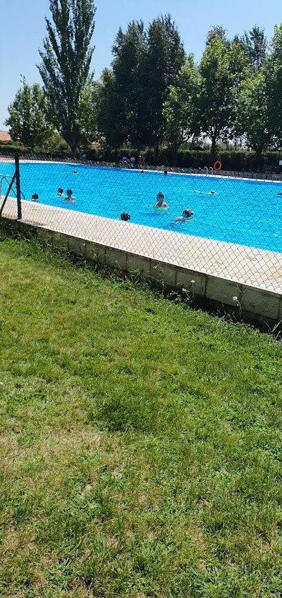 Imagen de Piscina Pública Municipal de Torrejón del Rey. situado en Torrejón del Rey, Guadalajara