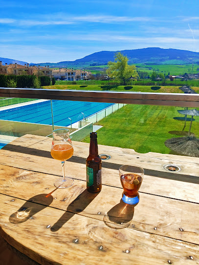 Imagen de Piscinas situado en Cizur Menor, Navarra