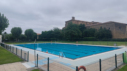 Imagen de Piscinas Municipales situado en Casalarreina, La Rioja