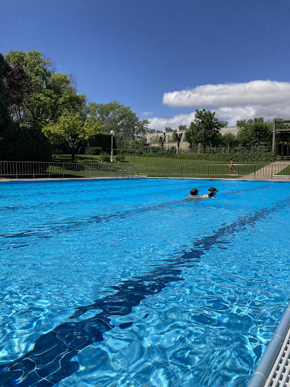 Imagen de Piscinas Municipales situado en Eltziego, Álava