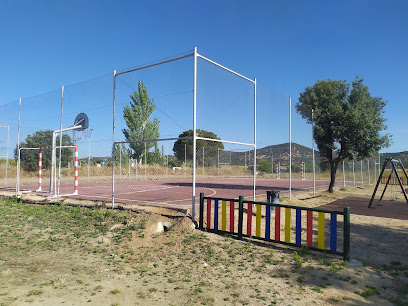 Imagen de Pista polideportiva y parque infantil situado en Talavera de la Reina, Toledo