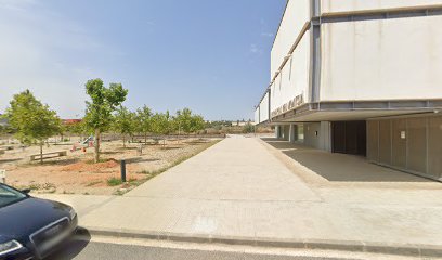 Imagen de Plaça de Neus Català. Parc infantil situado en Amposta, Tarragona