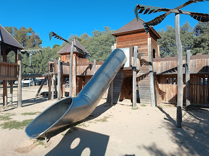 Imagen de Plaza de la Fábrica Nueva situado en Castellar del Vallès, Barcelona